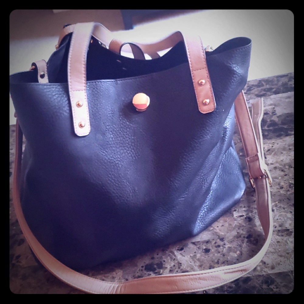 black messenger bag